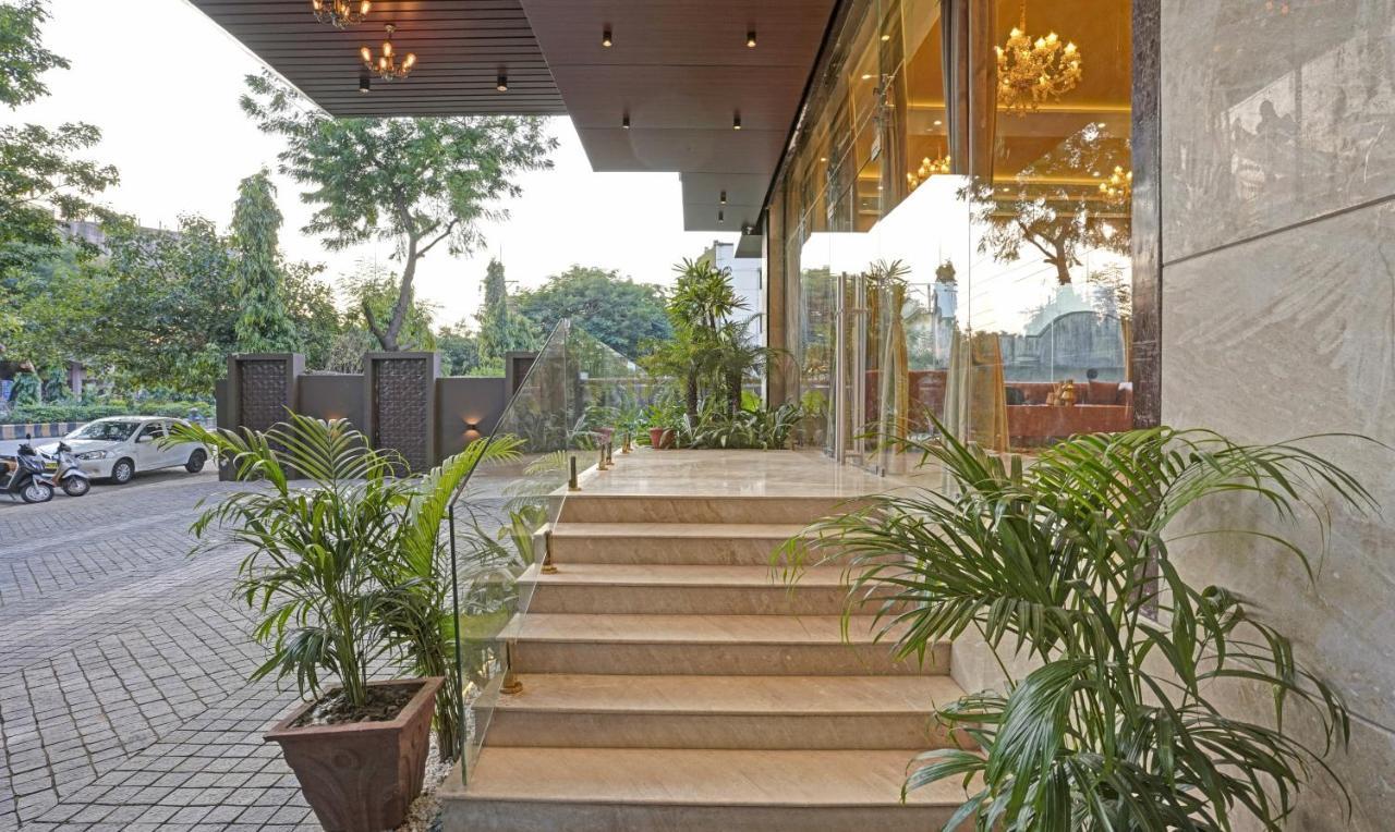 Treebo Premium Golden Bliss Trimurti Nagar Square Nagpur Exterior photo